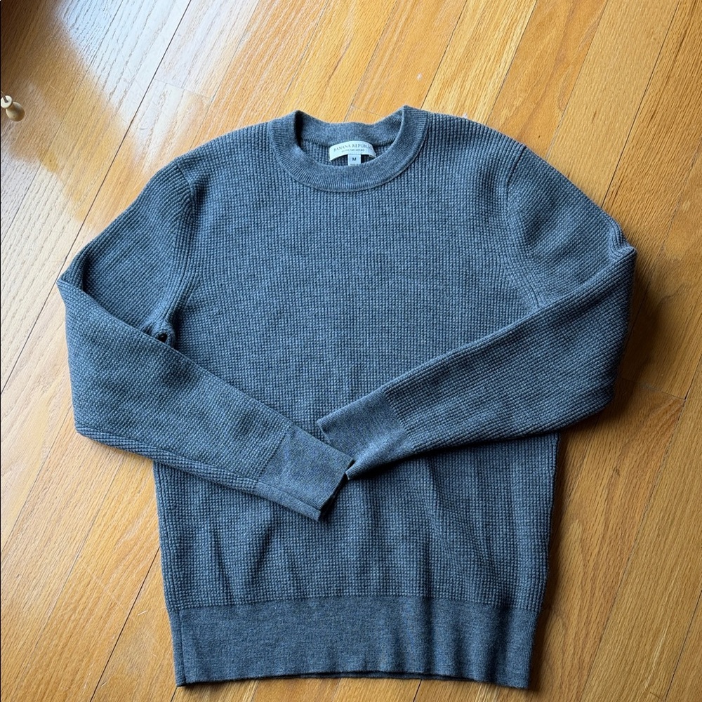 Banana Republic Men's Charcoal Crewneck Sweater